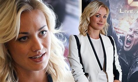 yvonne strahovski deepfake|Yvonne Strahovski Porn DeepFakes .